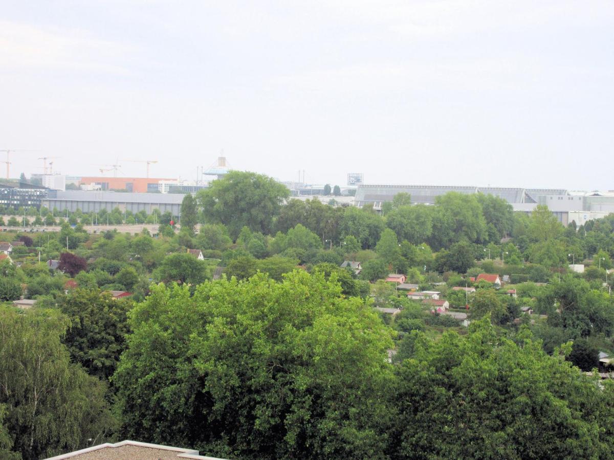 Private Apartment Near Fair Ground Hannover Esterno foto