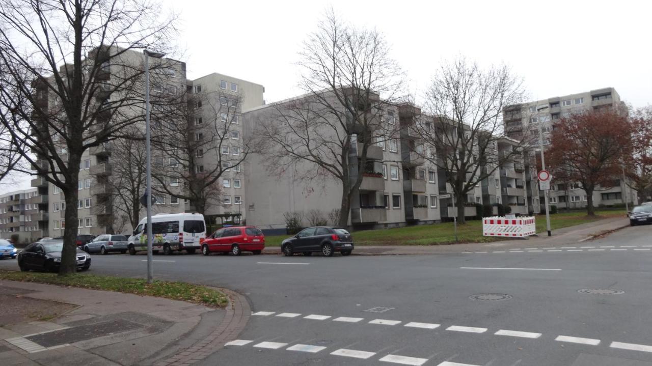 Private Apartment Near Fair Ground Hannover Esterno foto